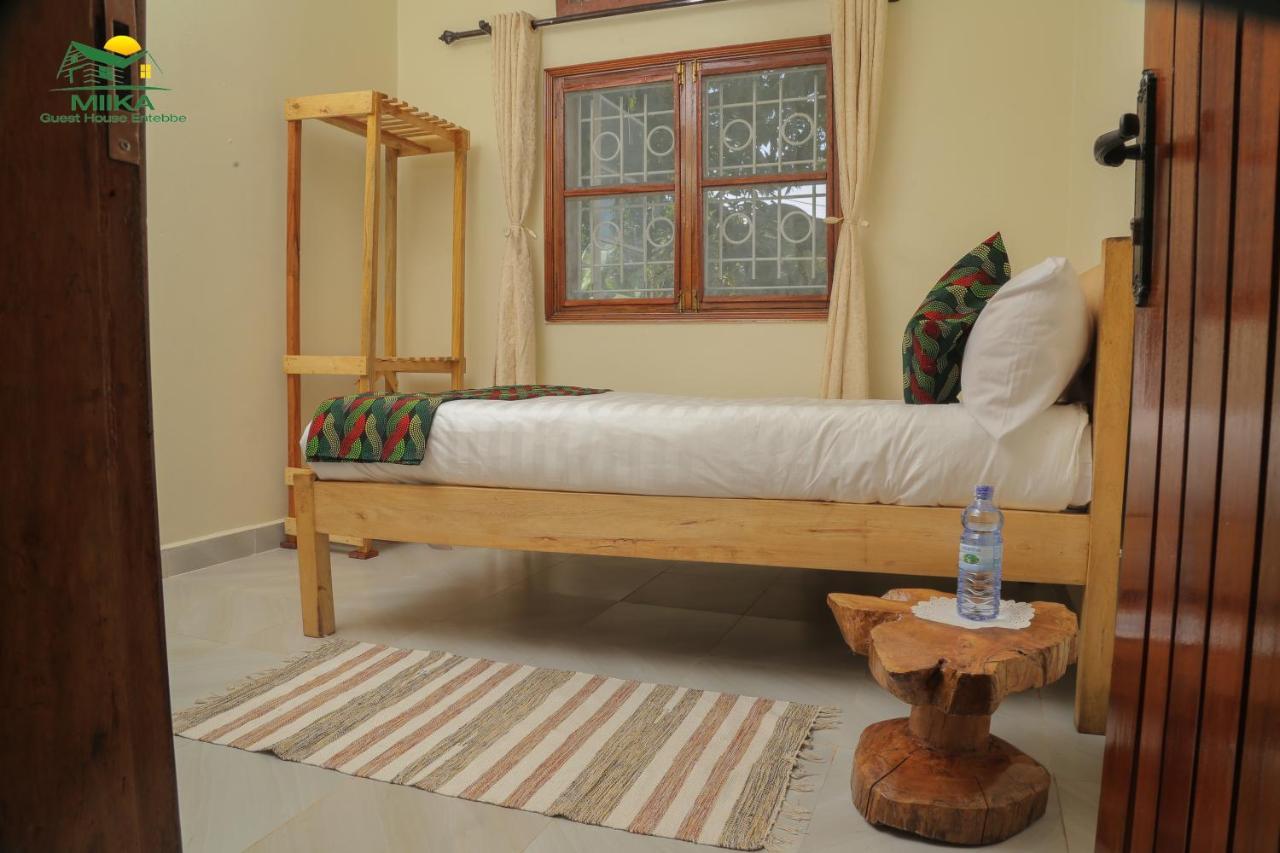 Miika Guest House Entebbe Exterior foto